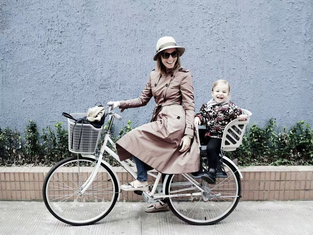 Paola with her daughter, Olivia